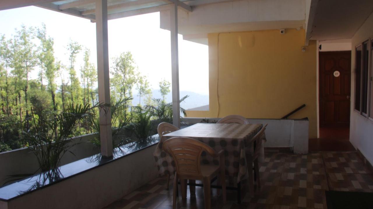 מדיקרי Kollanoor Guest House מראה חיצוני תמונה